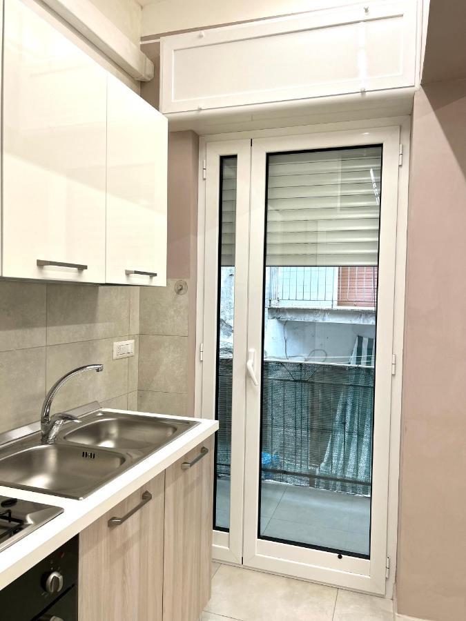 Camelia Home Suite - Napoli Buitenkant foto